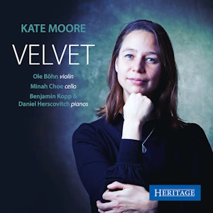 Moore velvet HTGCD137